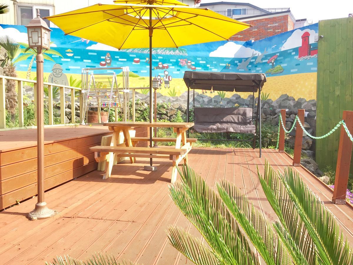 Little Haenyeo Villa Jeju Exterior photo